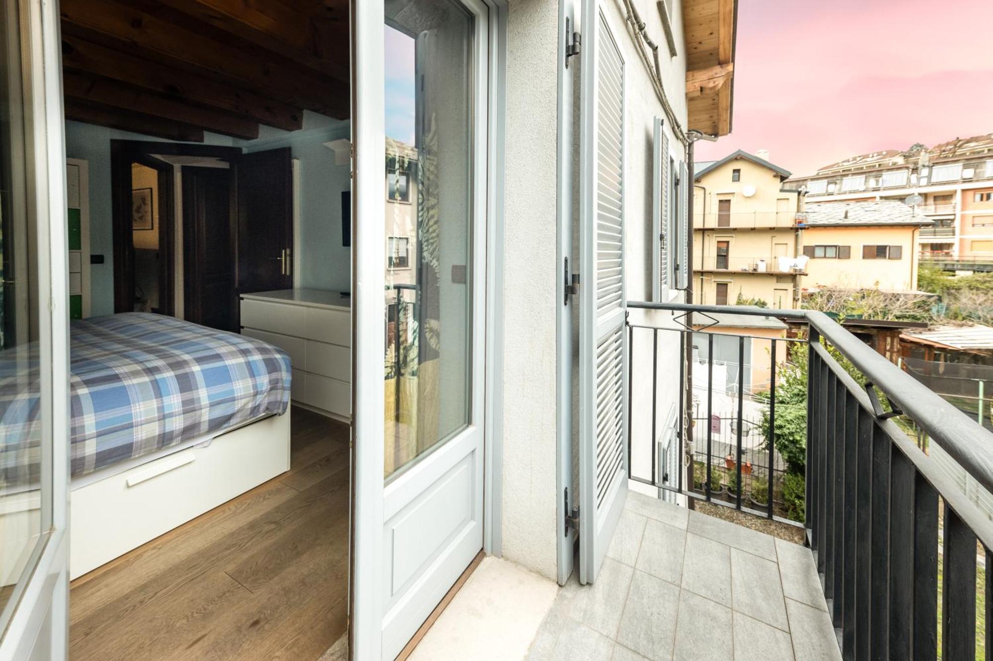 Alpine Apartment Aosta Buitenkant foto